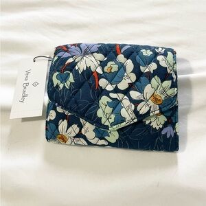 Vera Bradley Tri-fold Wallet NWT Blue Floral RFID